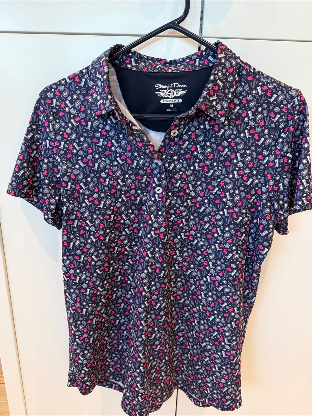 Straight down golf shirt with collar,